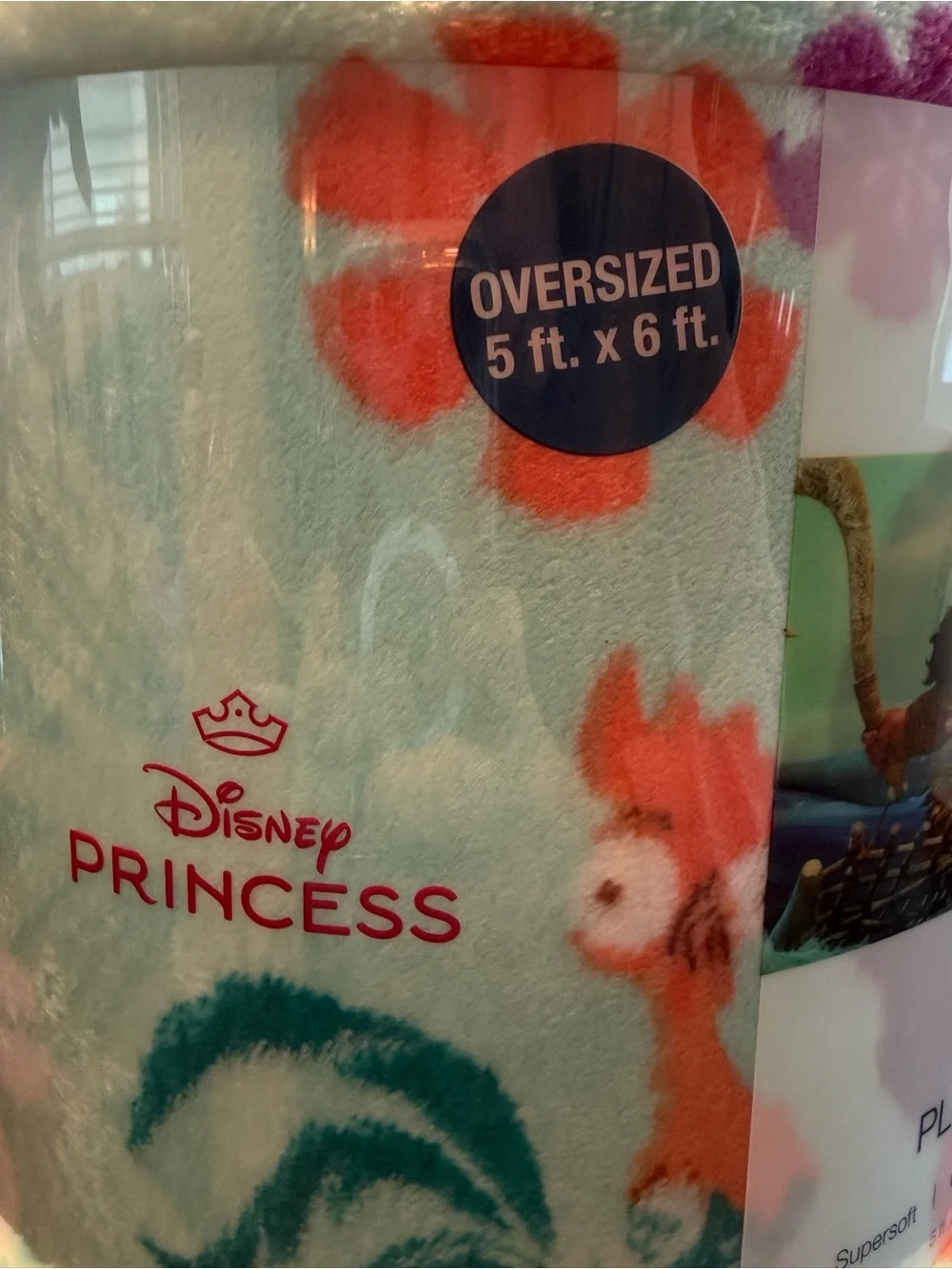 Disney Princess Plush Throw in Aqua with Multicolor Floral Accents “MOANA”